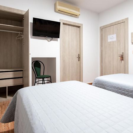 Hostal Vinuela San Pedro de Merida Eksteriør bilde
