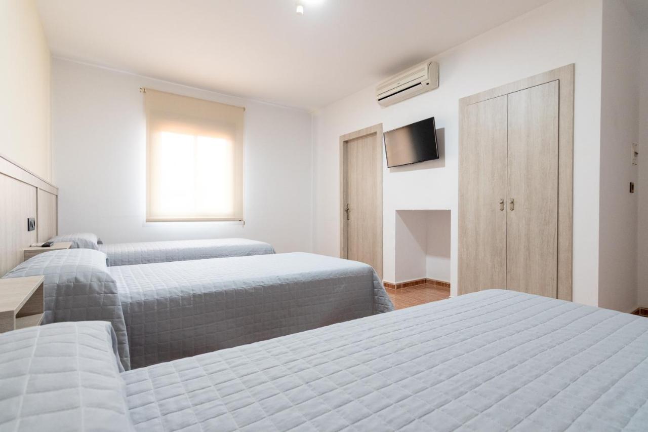 Hostal Vinuela San Pedro de Merida Eksteriør bilde