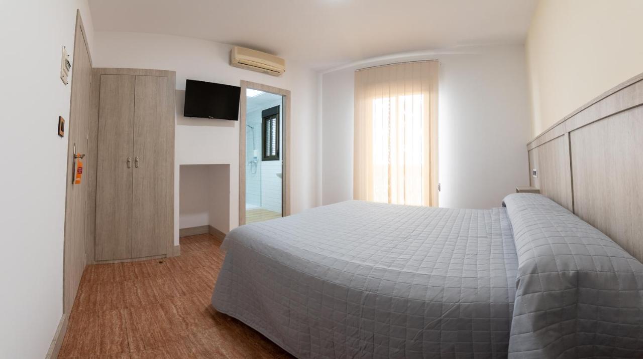 Hostal Vinuela San Pedro de Merida Eksteriør bilde