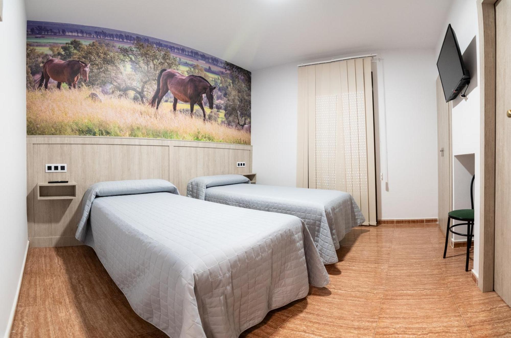 Hostal Vinuela San Pedro de Merida Eksteriør bilde