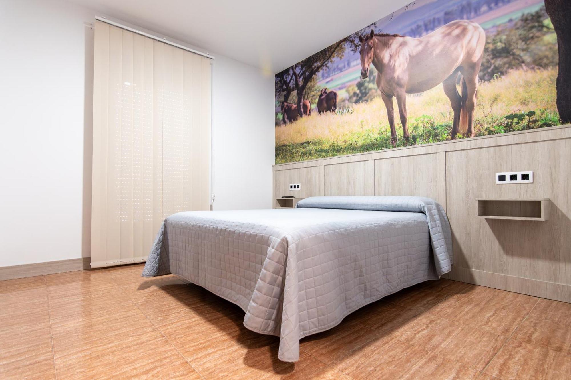 Hostal Vinuela San Pedro de Merida Eksteriør bilde